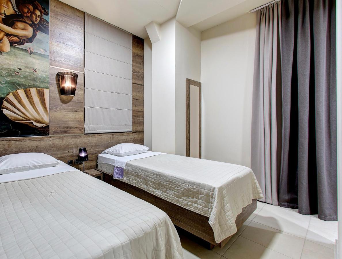 Hotel Le Pont 普里耶多尔 外观 照片