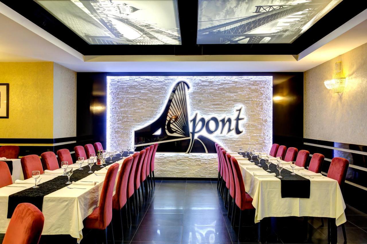 Hotel Le Pont 普里耶多尔 外观 照片